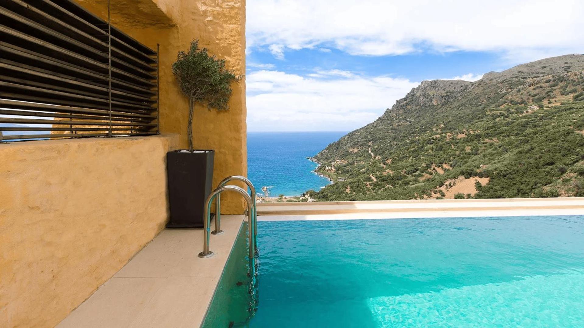 Beachfront Ravdoucha Epavlis Eleni Villa - Pool, Hot Tub, Gym, Sauna, Private Parking, Wifi Chania  Luaran gambar